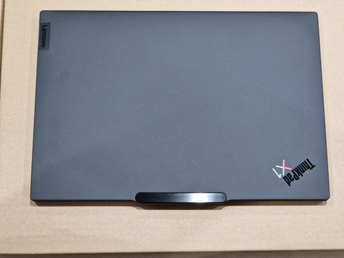 Thinkpad carbon gen aura - x1,