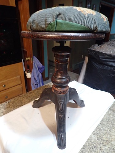 Antique wood and legged - antique,