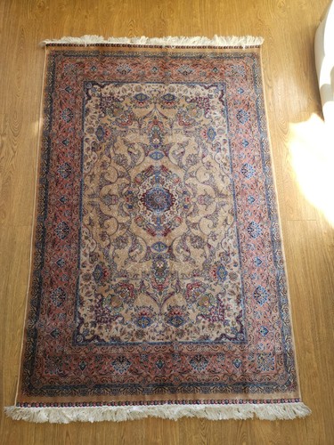 Kashmir rug handmade - 4', x