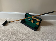 Executive, Portable, Golf Putting Set in Carry Case for Indoor Practice