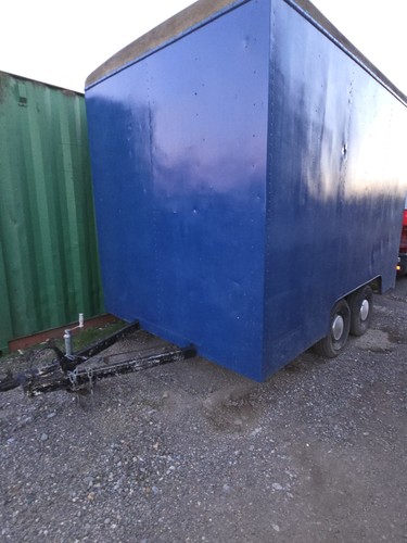 Horse box trailer - horse,