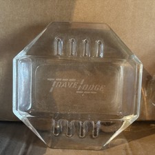vintage TraveLodge ashtray