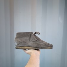 UK 10 - Clarks Originals