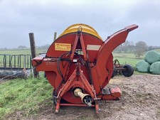 TEAGLE TOMAHAWK 404 STRAW/LITTER CHOPPER.