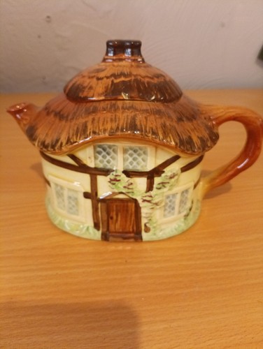 Vintage hand painted cottage - painted,