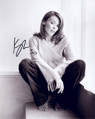 Kylie minogue autograph signed - minogue,