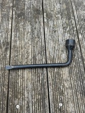Vintage Classic Car Wheel Nut