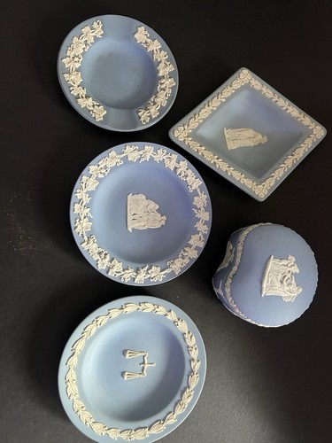 Wedgwood jasperware collection - wedgwood,