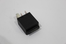 Seat Cordoba Vario 6K Contact Close Relay 404 7M0951253C