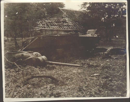 Destroyed tank wwii - tank,