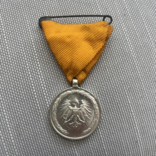Austria medal upper - upper, 40