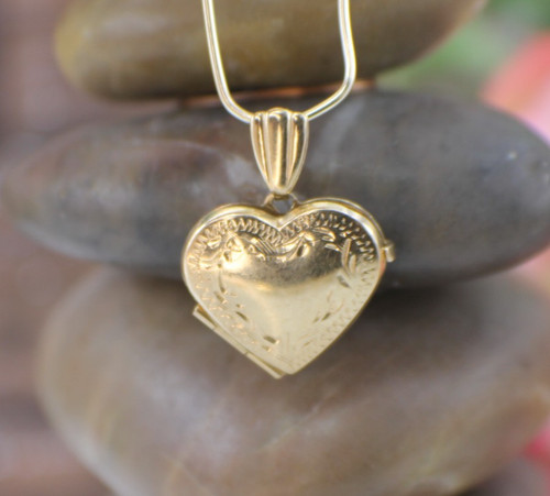 Solid 14k yellow gold heart - 14k,