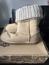 ** BARGAIN - UGG Australia