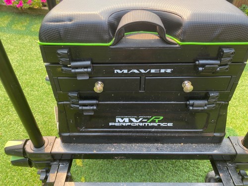 Maver seat box plus extras - maver,