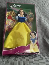RARE Disney Princess 90s Snow