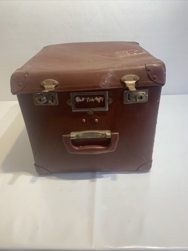 Vintage hard shell box travel - vintage,