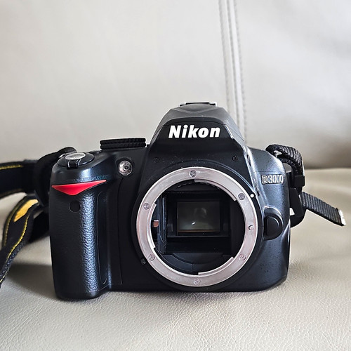 Nikon d3000 2mp - d3000, digital