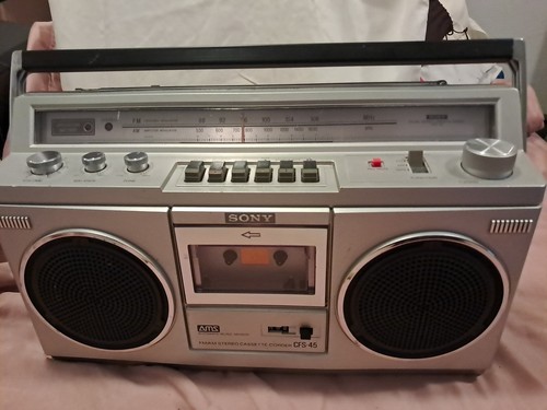 Vintage sony cfs - cfs-45, am/fm