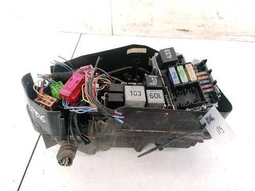 Volkswagen touareg 2004 fuse - volkswagen,