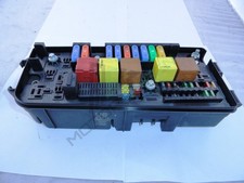 Fuse Box Front ident CT CN US Vectra C / Signum 93180202