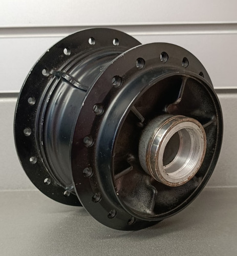 Honda 500 rear hub - honda,