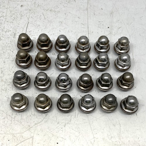 Wheel nut set for - 24,