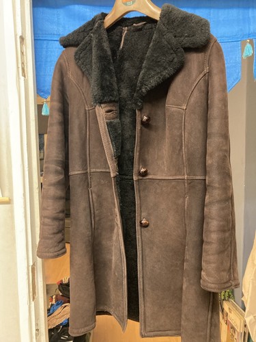 Size sheepskin coat - 8/10,
