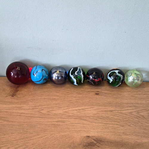 Set glossy glass giant - of,