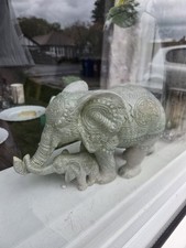 Elephant Sculpture Ornament Decorative Sitting Elephant Figurine
