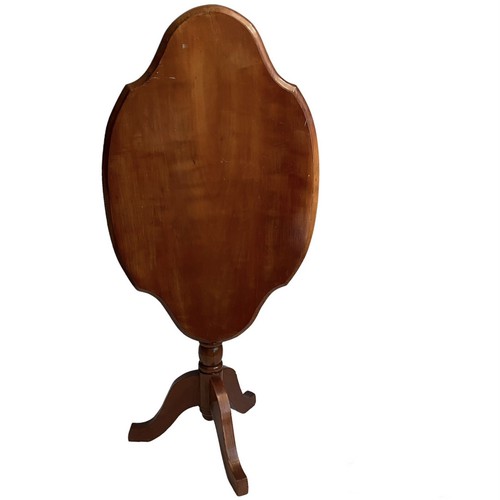 Antique tilt top tea table - tilt,