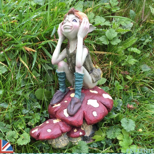Garden pixie sat mushroom - pixie,