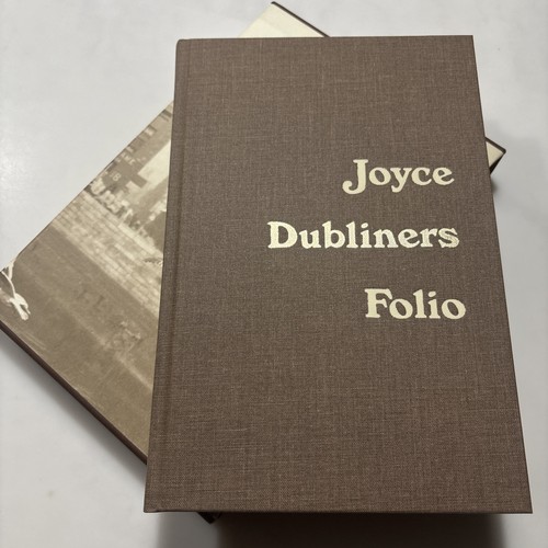 Dubliners james joyce - by,