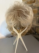 Ladies Layered Blonde Bob