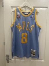 Kobe Bryant Mitchell Ness 01