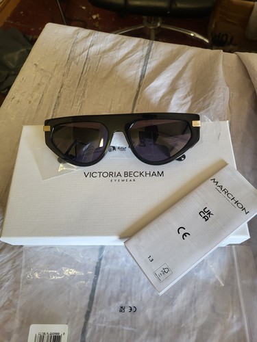 Victoria beckham vb685s - victoria,