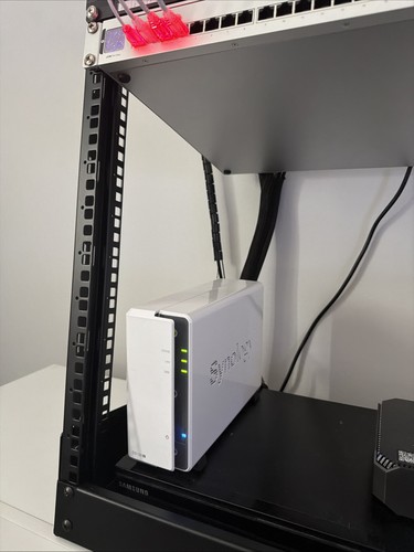 Synology diskstation ds120j - diskstation, 1