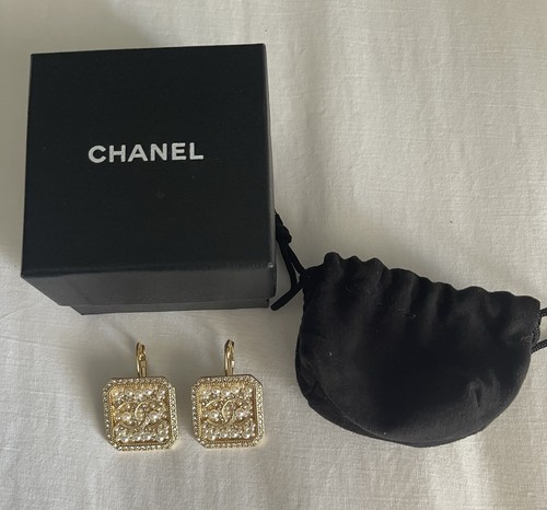 Vtg y2k chanel - vtg,