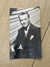 Sir John Mills, CBE autograph