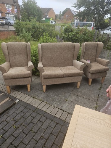 Hsl helmsley seater sofa - seater,