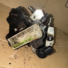 MERCEDES ML HIGH PRESSURE FUEL PUMP A6420107502  A6420700501