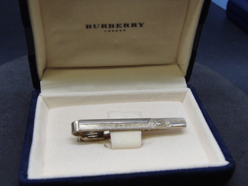 Burberry london silver tone - silver,