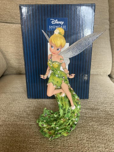 Disney showcase collection - disney,