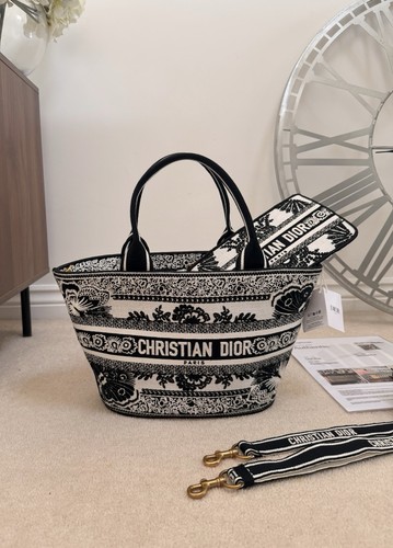 Authentic christian dior - christian,