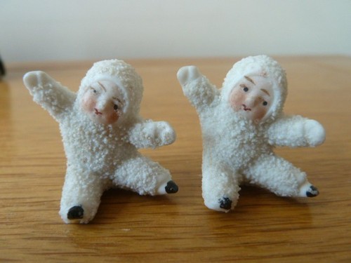 Pair miniature antique - pair,