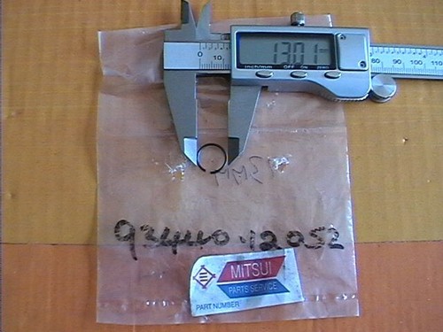 Yamaha valve circlip - yamaha,