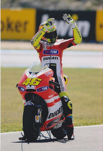 Valentino rossi ducati signed - valentino,