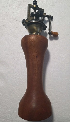 Vintage pepper mill spice - pepper,