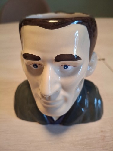Zeon doctor who ceramic - zeon,