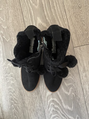 Boden suede pom - pom, wedge