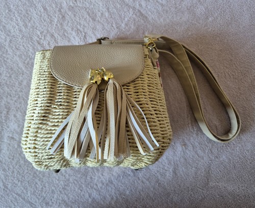 Wicker tassled floral lined - wicker,